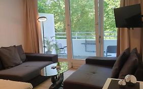 Bonn Lounge